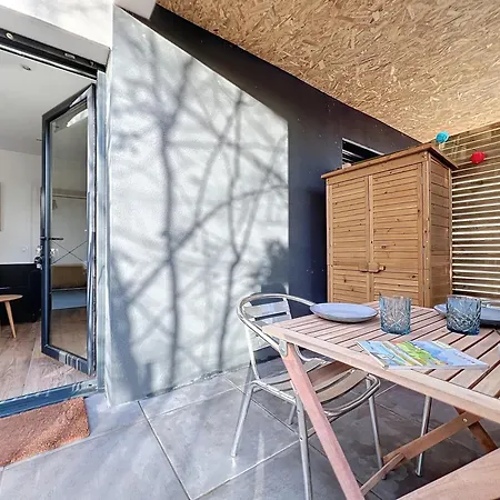 Apartment Avec Exterieur